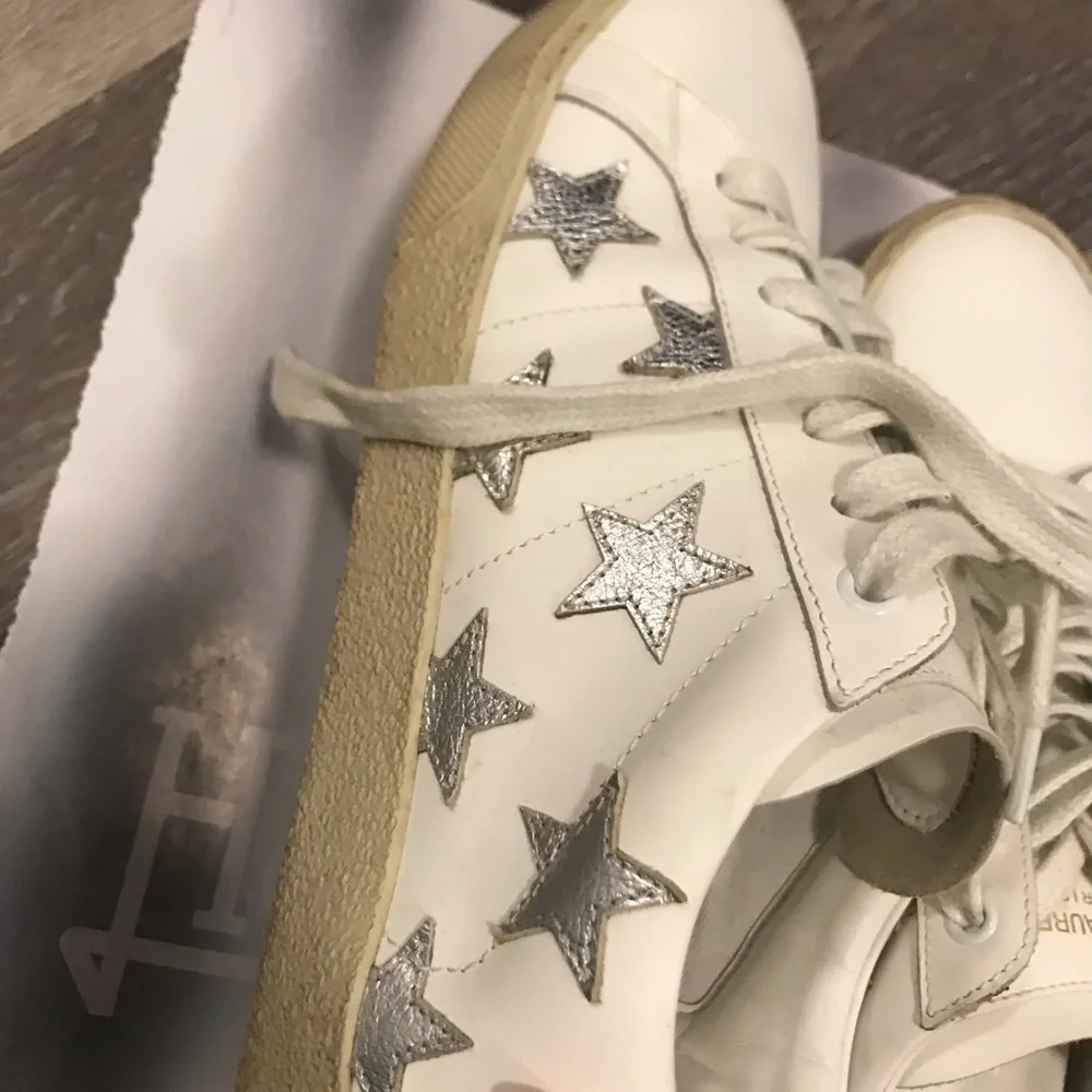 YSL Saint Laurent Stars Leather Sneakers - Picture 8 of 12